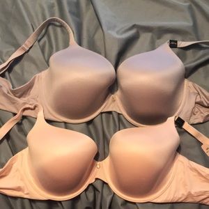 NWT Two VS lined bras 38D